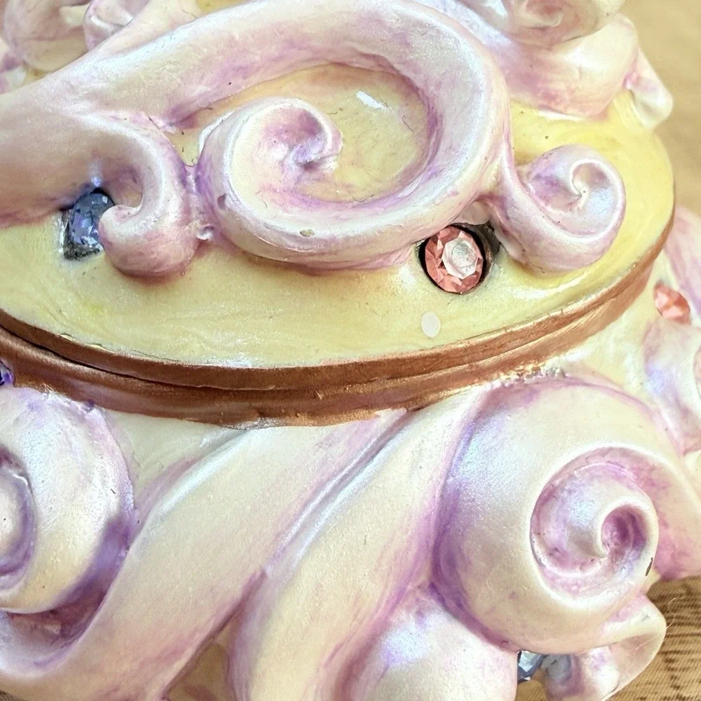 Vintage Westland Giftware Pink Dragonfly Bug Enamel Magnetic Hinge Trinket Box